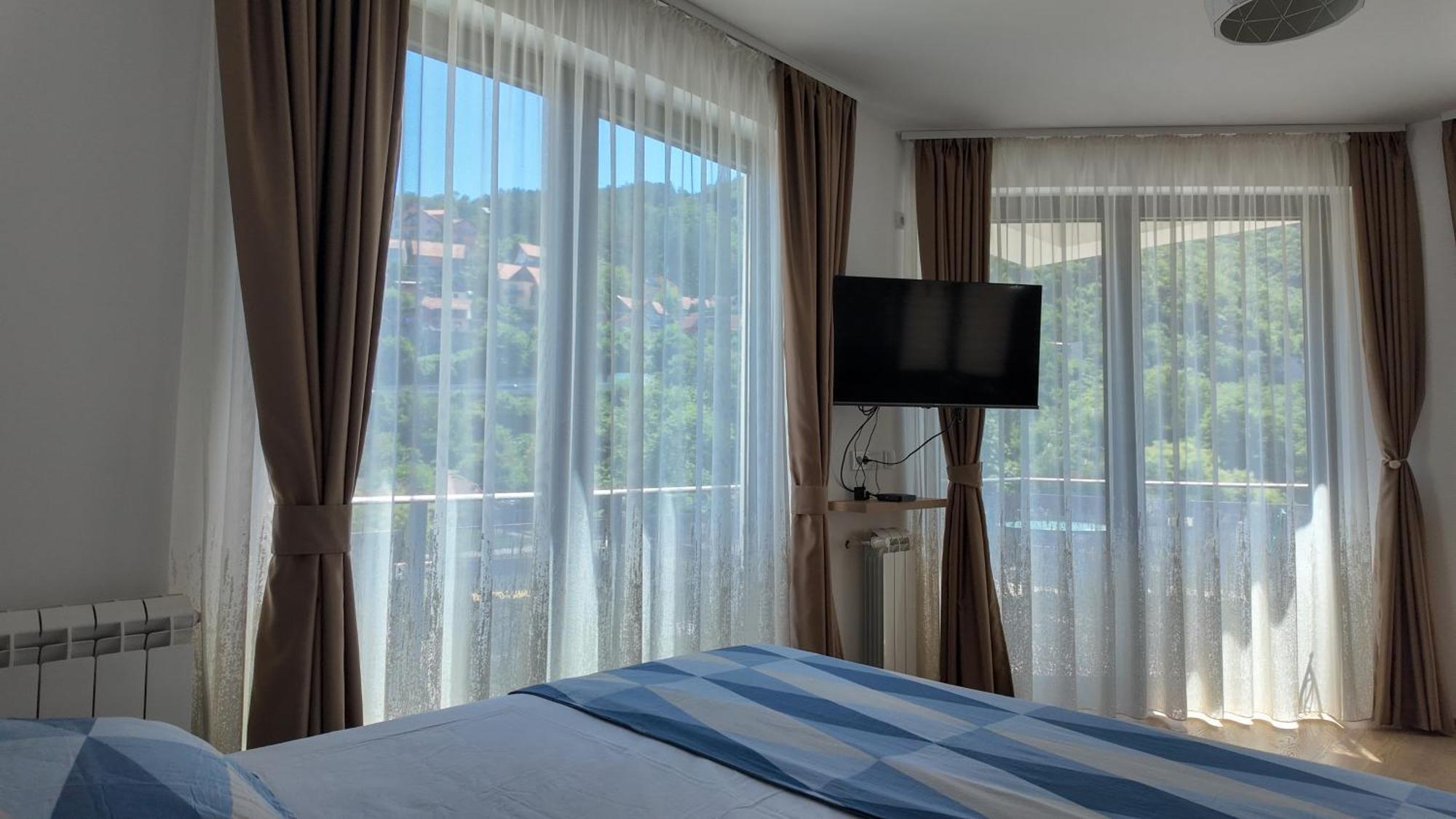 Apartment Stan Na Dan Pogled Na Reku *